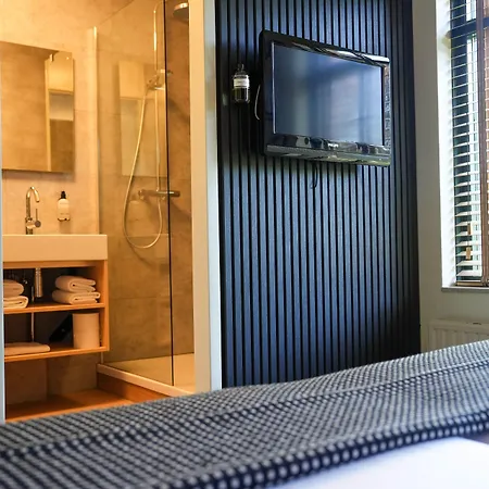 Het Witte Paard إتّين-لور